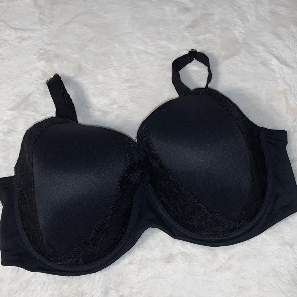 40DDD Soma Embraceable Perfect coverage lightly lined bra black